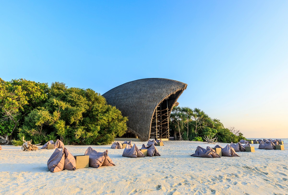 Urlaub auf den Malediven: Haali Bar im Dhigali Maldives Urlaub auf den Malediven: Haali Bar im Dhigali Maldives