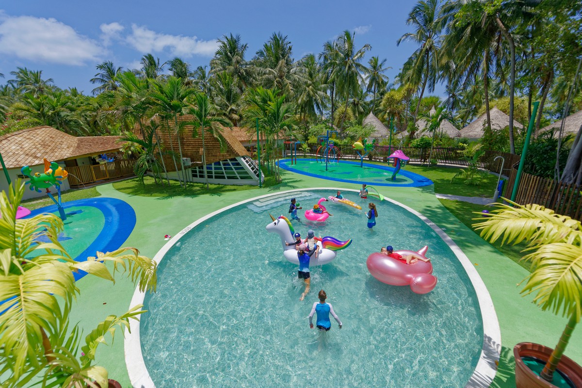 Urlaub Malediven: Kuramathi Maldives Bageecha Kids Club Überblick von oben Urlaub Malediven: Kuramathi Maldives Bageecha Kids Club Überblick von oben