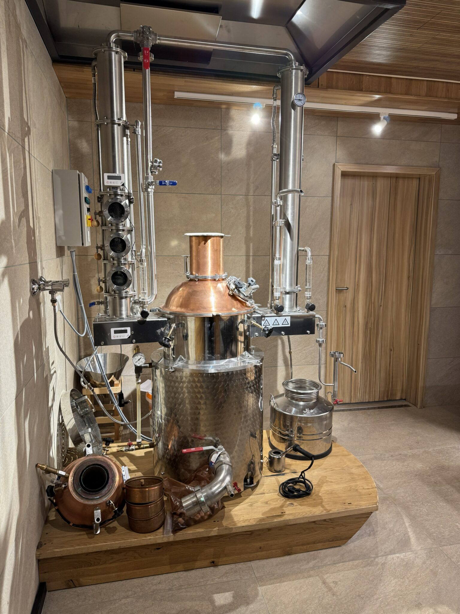 Im Feldberger Hof befindet sich eine hauseigene Gin-Destillerie.